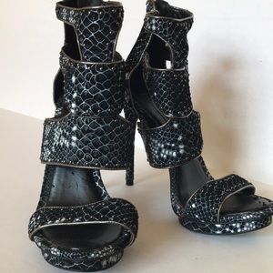 BCBG Max Aria Blue Suede Stilettos Size 7.5